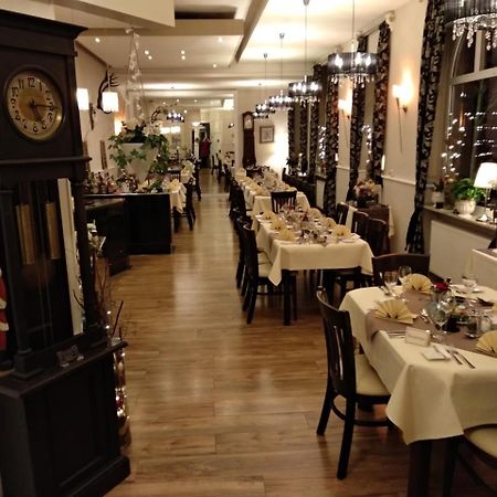 מאיין Hotel Jaegerhof מראה חיצוני תמונה