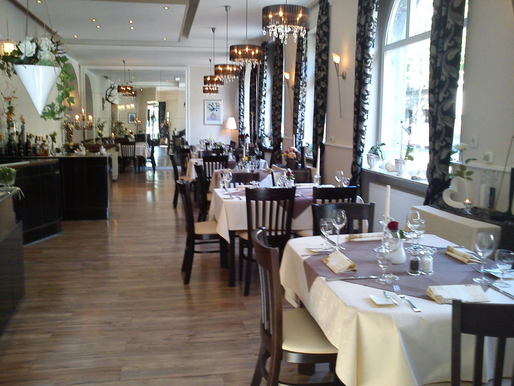 מאיין Hotel Jaegerhof מראה חיצוני תמונה