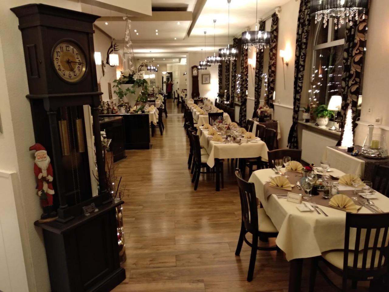 מאיין Hotel Jaegerhof מראה חיצוני תמונה
